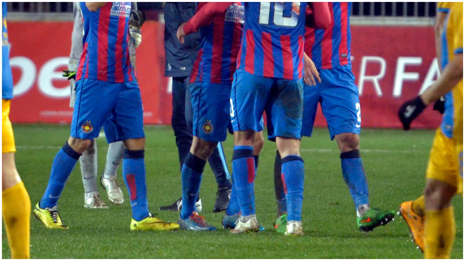 Adi Popa în timpul unui meci de fotbal