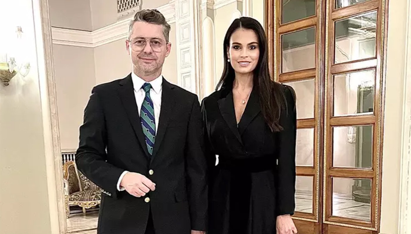 Adi Sînă, prima reacție după zvonurile de divorț de Anca Serea: mesaj subliminal pe Facebook