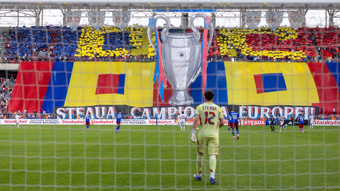 Adrian Frănculescu în timpul unui meci pentru Steaua București