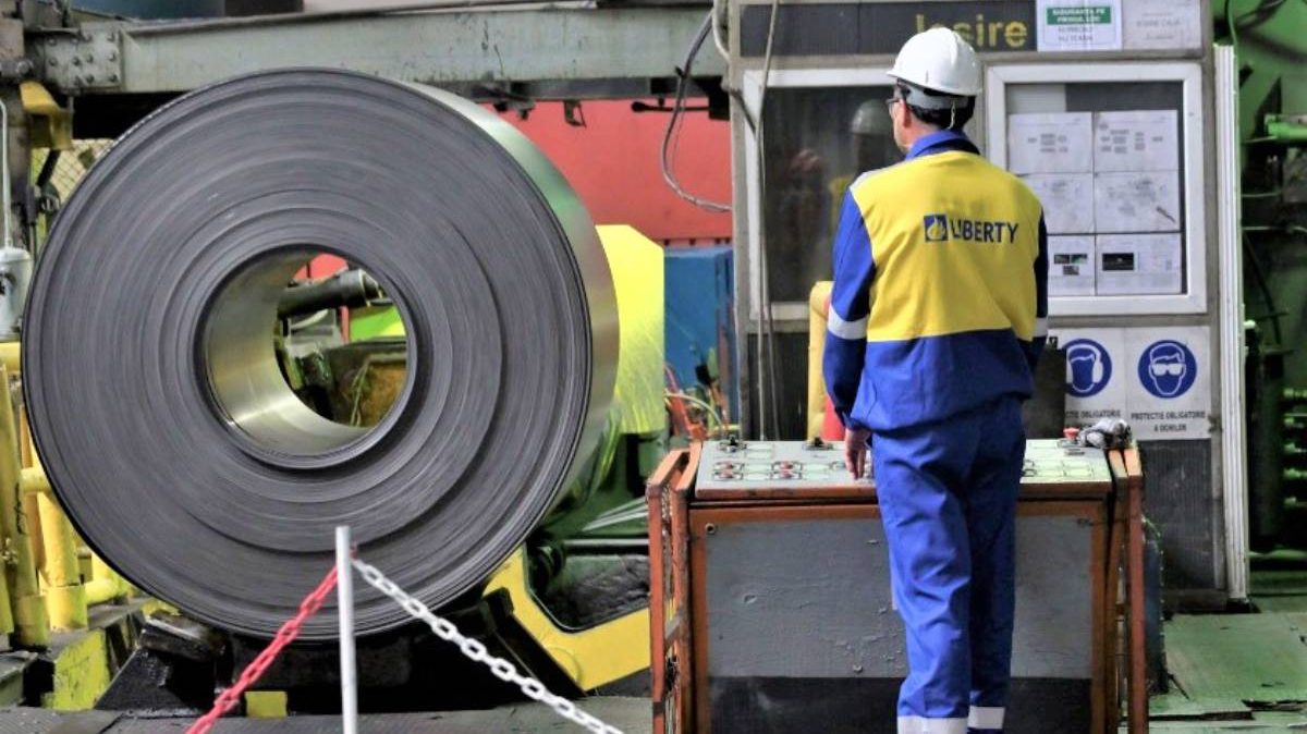 Angajații Liberty Galați, fără zile de lucru plătite din 7 iulie, din cauza facturilor duble la energie