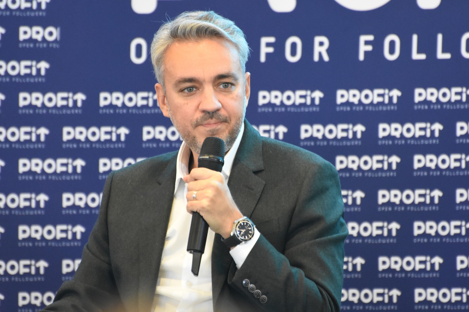 ANRE retrage licența GRENERG pentru migrarea forțată a clienților și amenzi neplătite de 1,16 milioane lei