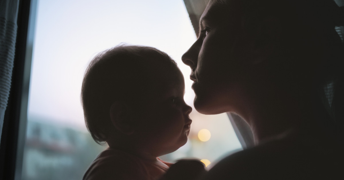 Aproape o treime dintre mamele din România se simt discriminate la locul de muncă