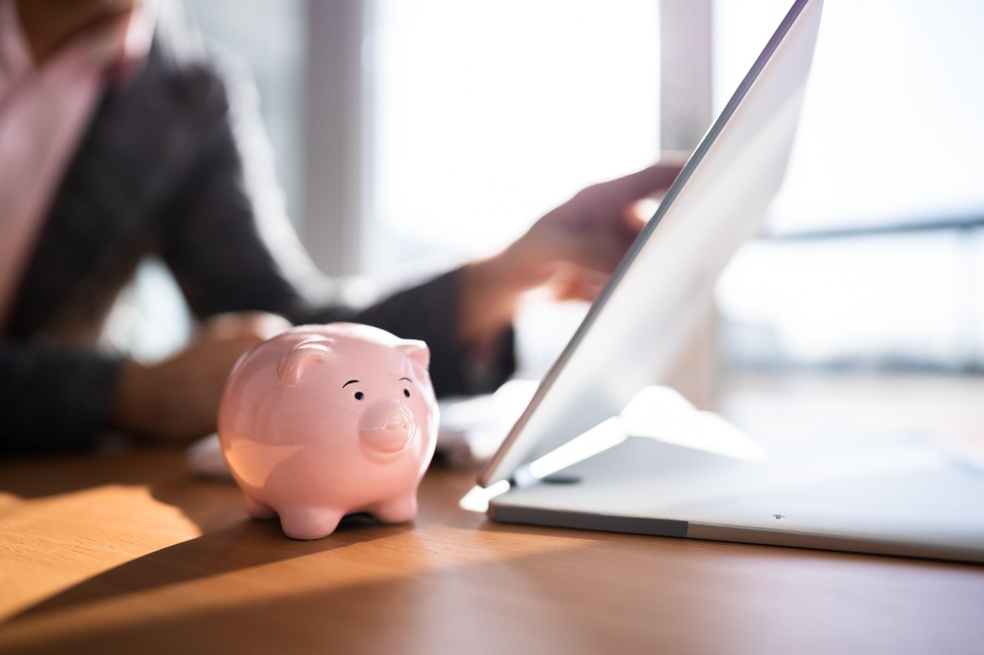 Banii în bancă sunt în siguranță în România: garanție de 100.000 de euro per deponent