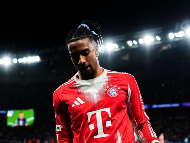 Michael Olise în timpul unui meci pentru Bayern Munchen