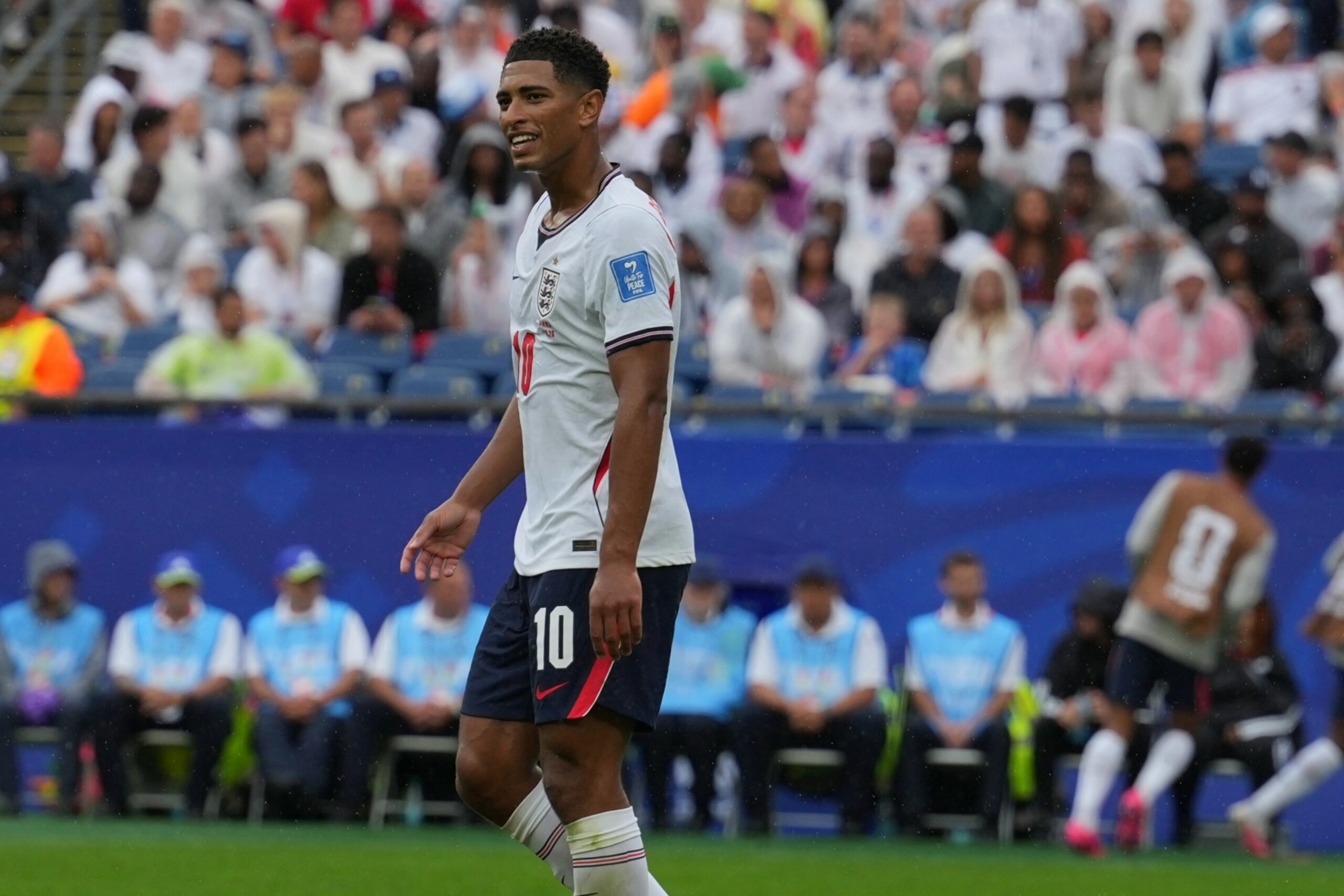 Bellingham scapă de roșu după ce a încălcat noua regulă FIFA la Anglia – Ghana 0-0