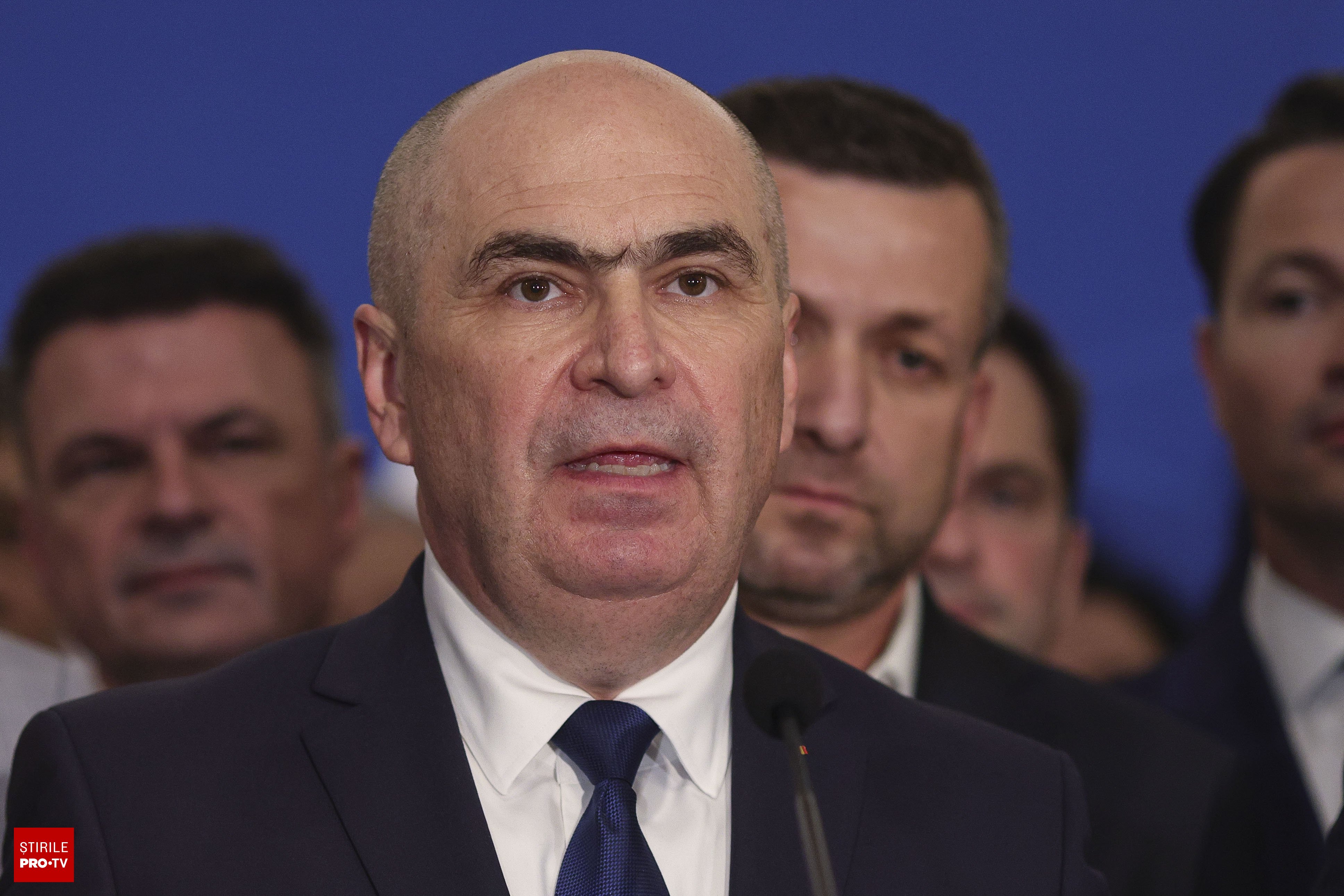 Ilie Bolojan vorbind la o conferință de presă