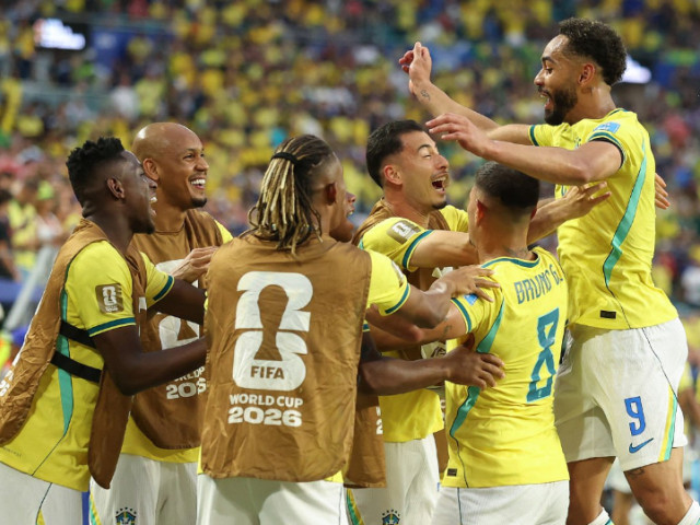 Jucătorii Braziliei sărbătoresc golul marcat împotriva Scoției la Cupa Mondială 2026