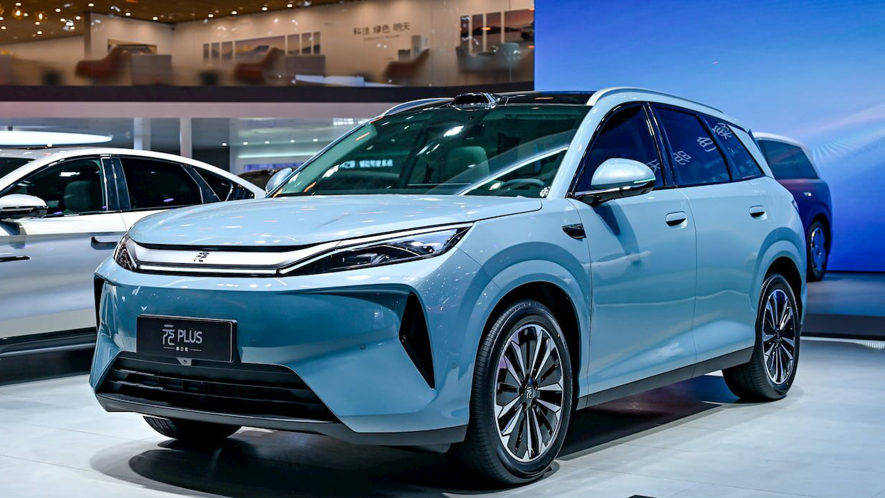 BYD amenință SUA cu proces după includerea pe lista Pentagonului a companiilor militare chineze