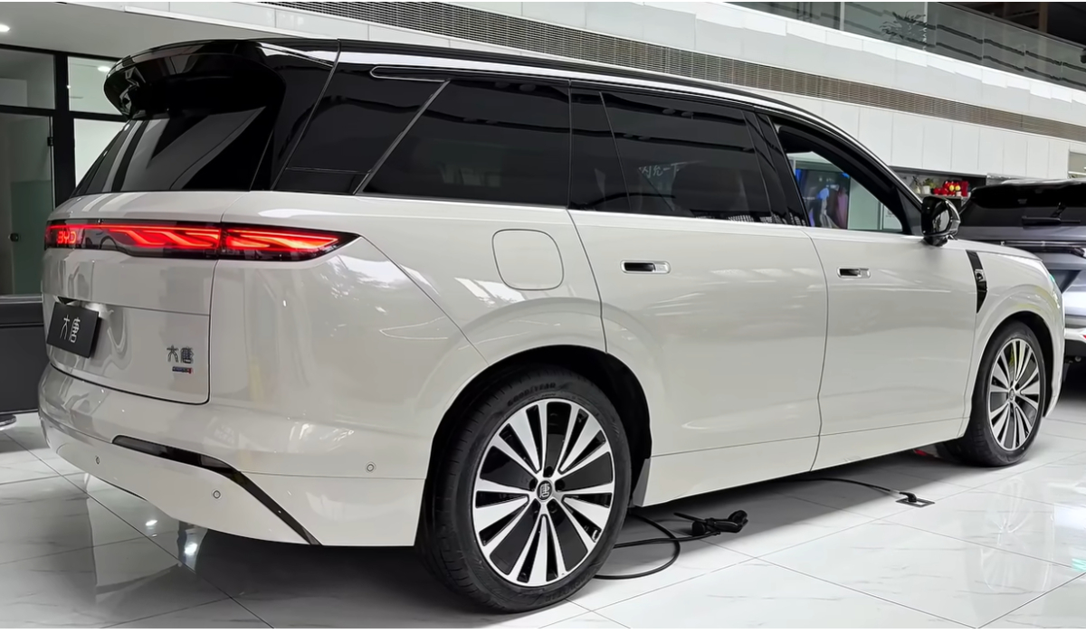BYD Great Tang: SUV electric de lux cu precomenzi de 150.000 de unități, ajunge în Europa până în 2027
