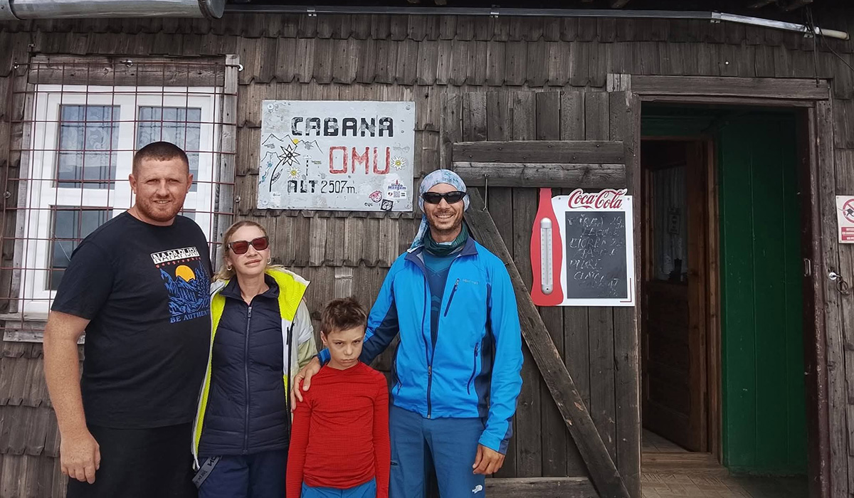 Cabana Omu pe Vârful Omu în Munții Bucegi