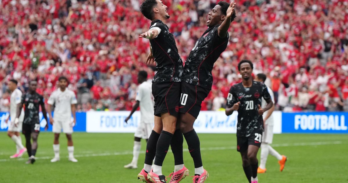 Jonathan David sărbătorește un gol pentru Canada la Cupa Mondială 2026