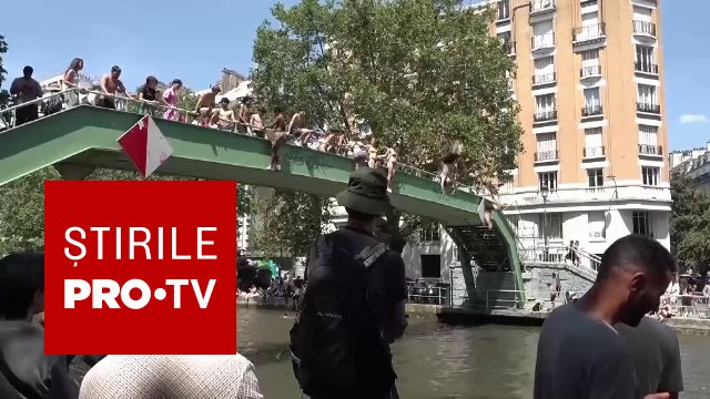 Hartă a Franței cu departamentele sub cod roșu de caniculă