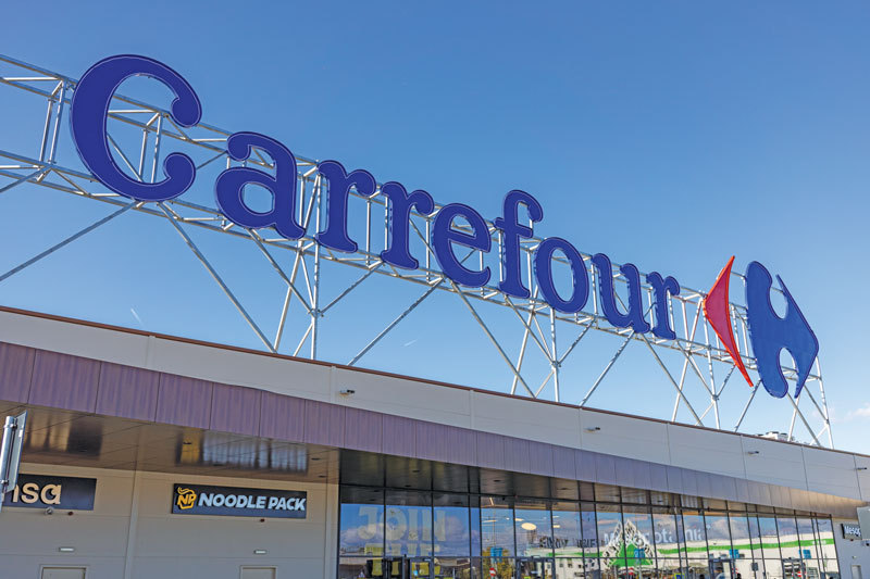 Carrefour Romania oprește importurile de legume și fructe de sezon