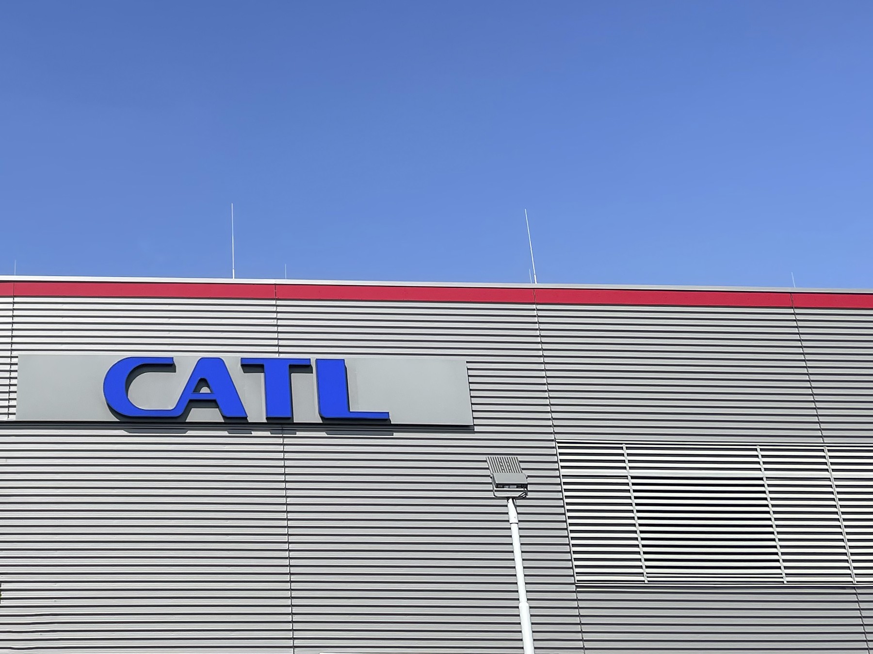 CATL, profit mai mare decât giganții auto chinezi. Bateriile domină industria auto