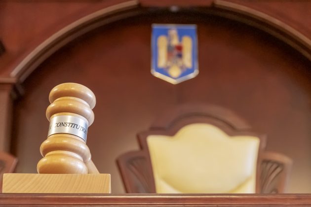 CCR rediscută sesizarea lui Grindeanu privind conflictul juridic între Guvern și Parlament pe OUG SAFE