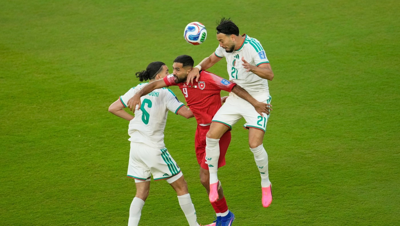 Jucătorii Algeriei sărbătoresc golul marcat în meciul cu Iordania la Cupa Mondială 2026