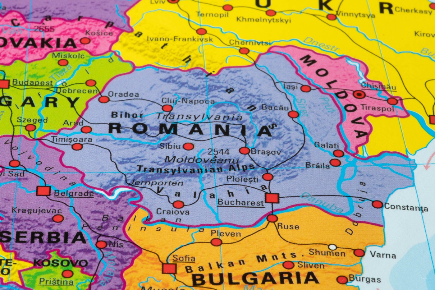 Comunele din România mai mari decât multe orașe: Florești, Chiajna, Miroslava, Dumbrăvița și Giroc, motoare economice regionale