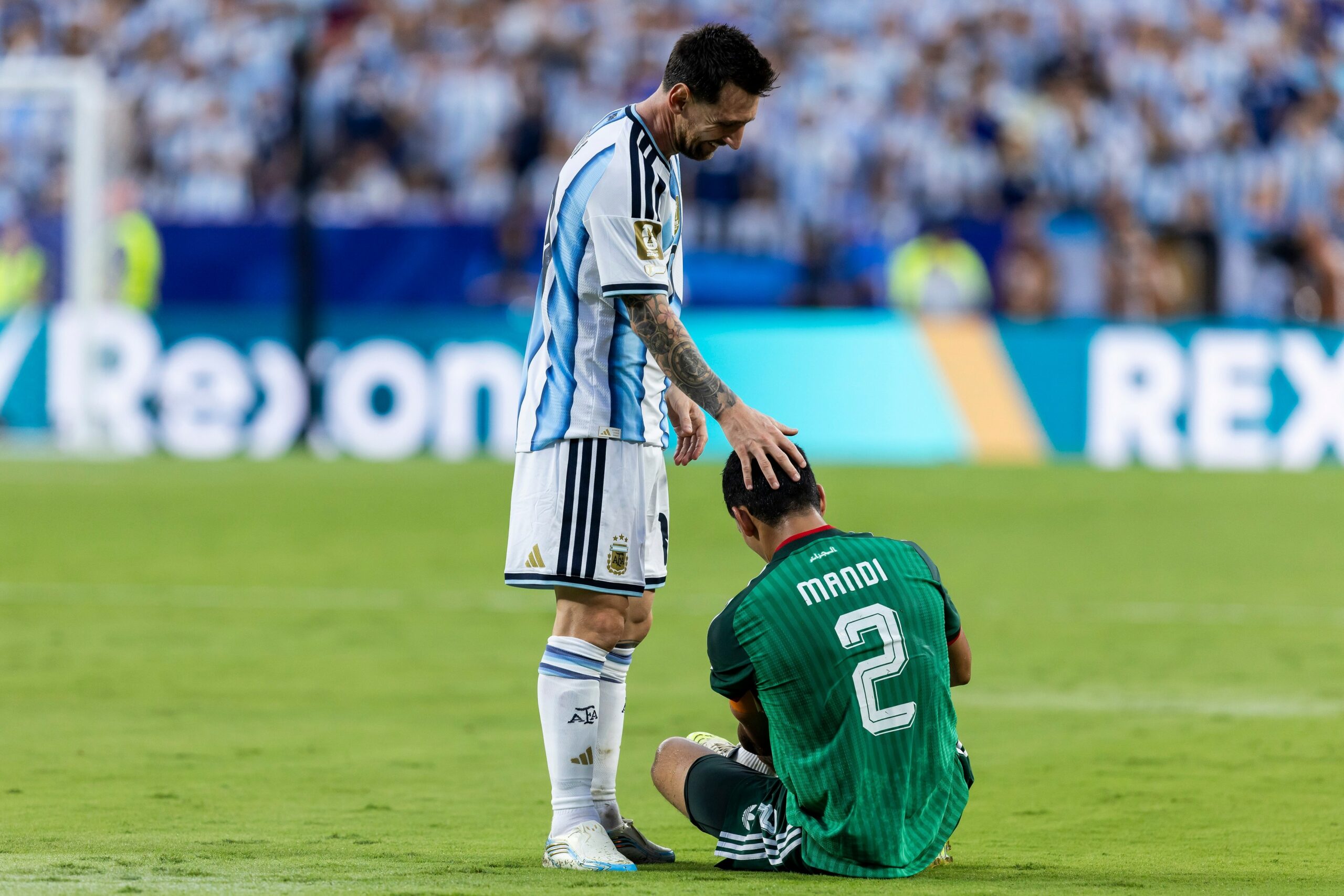Controversă la CM 2026: Algeria a cerut roșu pentru Messi după un fault din spate