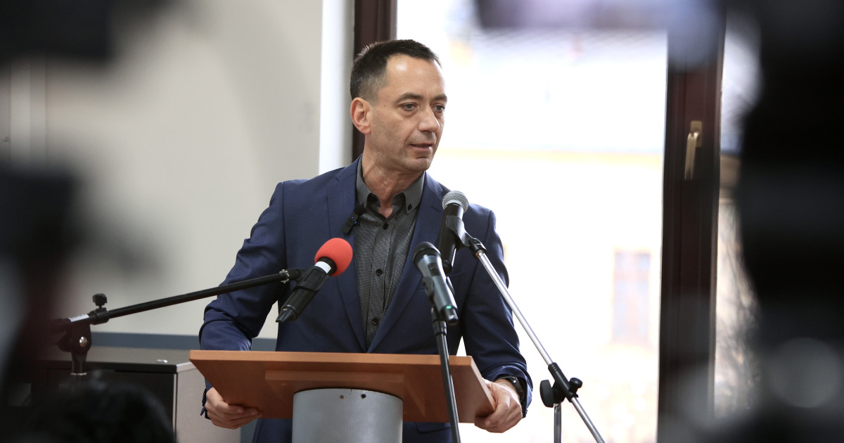 Csoma Botond, liderul deputaților UDMR, la o conferință de presă