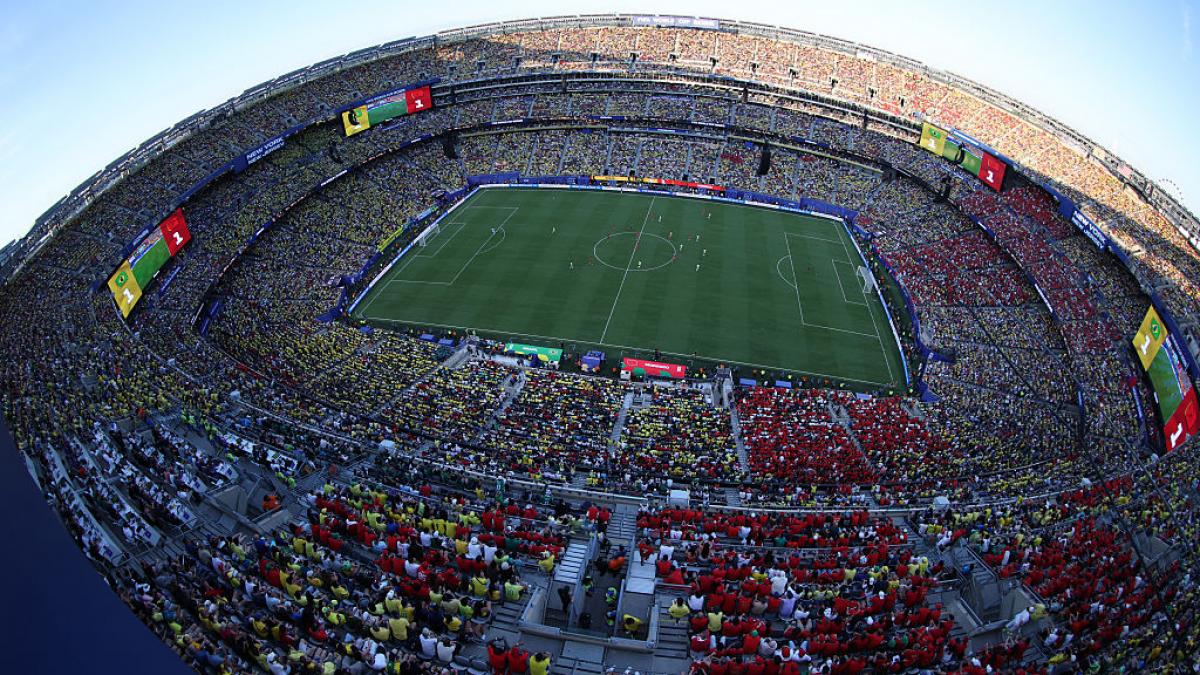 Meci de fotbal la Cupa Mondială 2026