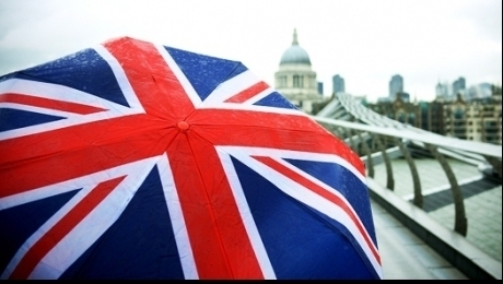 Grafic cu evoluția PIB-ului britanic