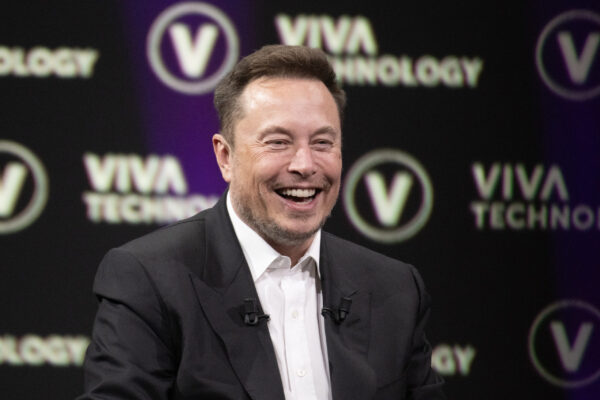 Elon Musk, CEO SpaceX, în timpul unei conferințe