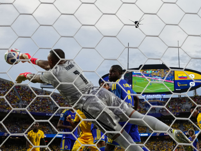 Eloy Room, record mondial la Cupa Mondială 2026: 15 parade în Curacao - Ecuador 0-0