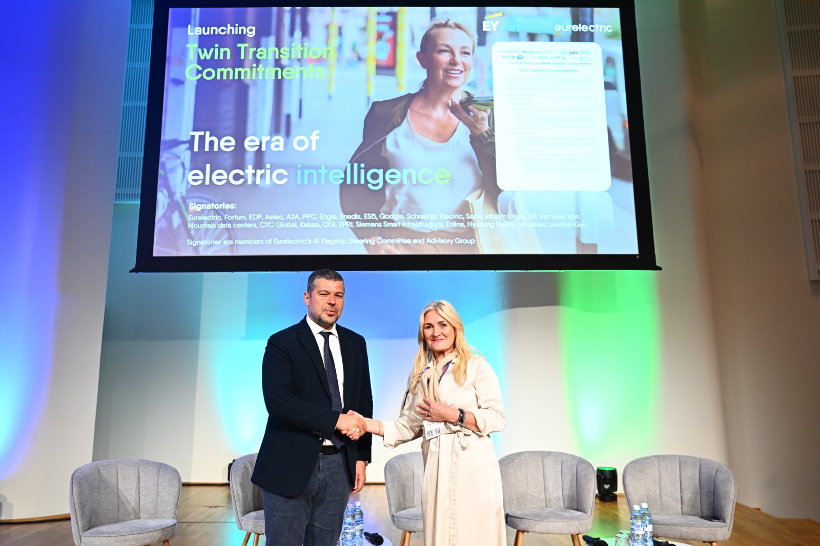 Eurelectric lansează inițiativa Twin Transition pentru integrarea energiei și centrelor de date în Europa