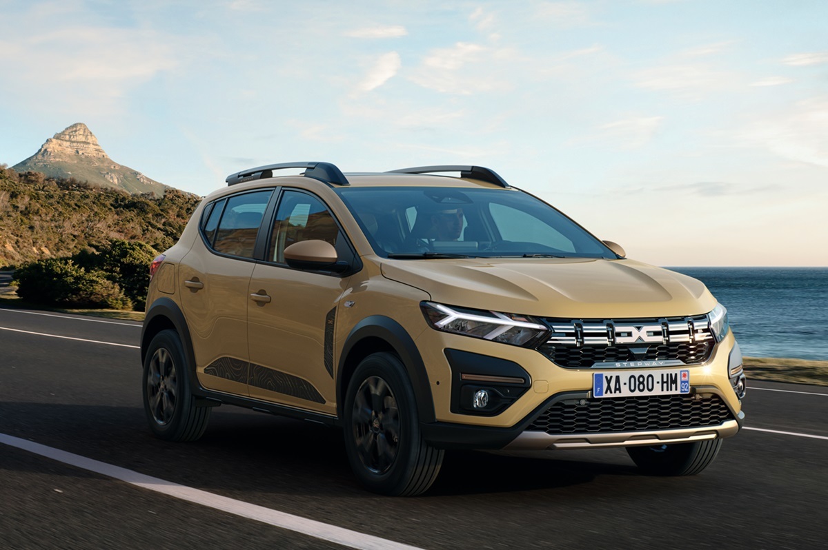 Fiat Grande Panda învinge Dacia Sandero Stepway în testul britanic al mașinilor ieftine