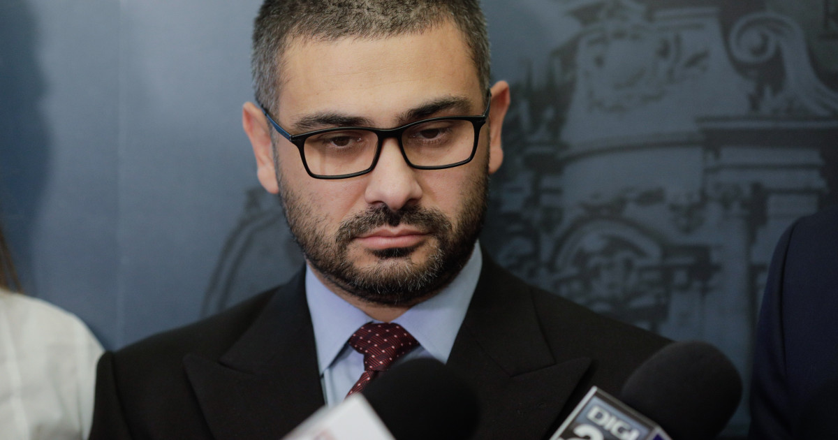 Florin Manole și Dragoș Pîslaru în dispută privind sporul de dirigenție