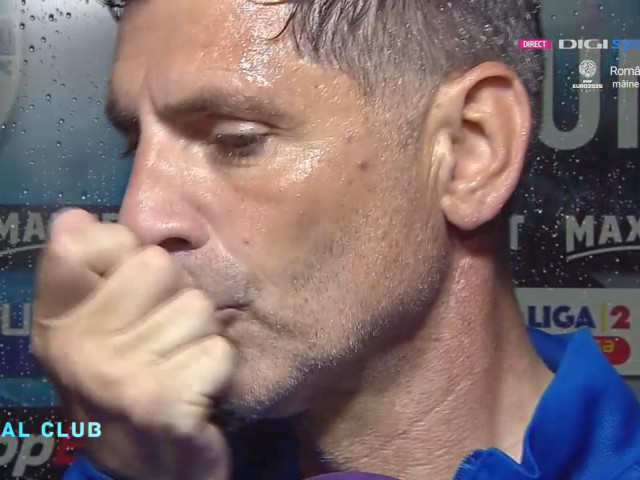 Florin Pîrvu sărbătorind promovarea cu FC Voluntari