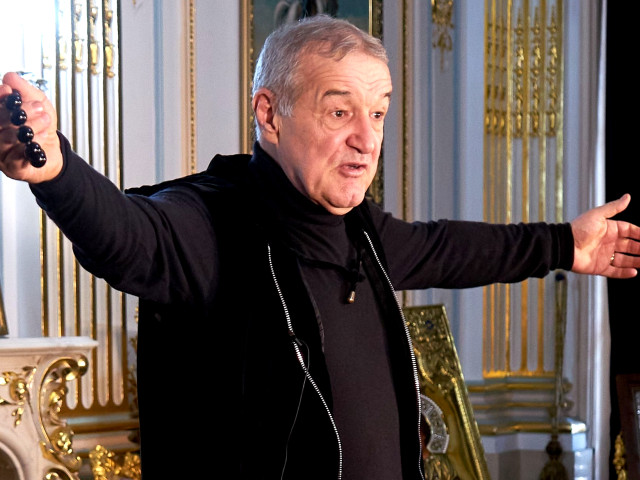Gigi Becali la evenimentul de sfințire a bisericii din Pipera