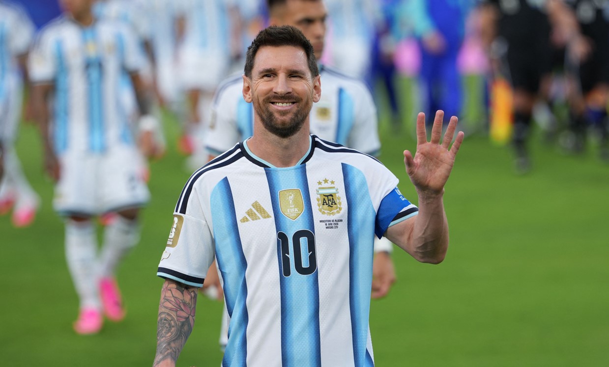 Erling Haaland și Lionel Messi sărbătorind goluri la Cupa Mondială 2026