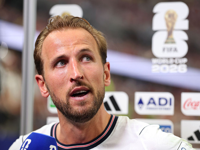 Harry Kane sărbătorind un gol pentru Anglia