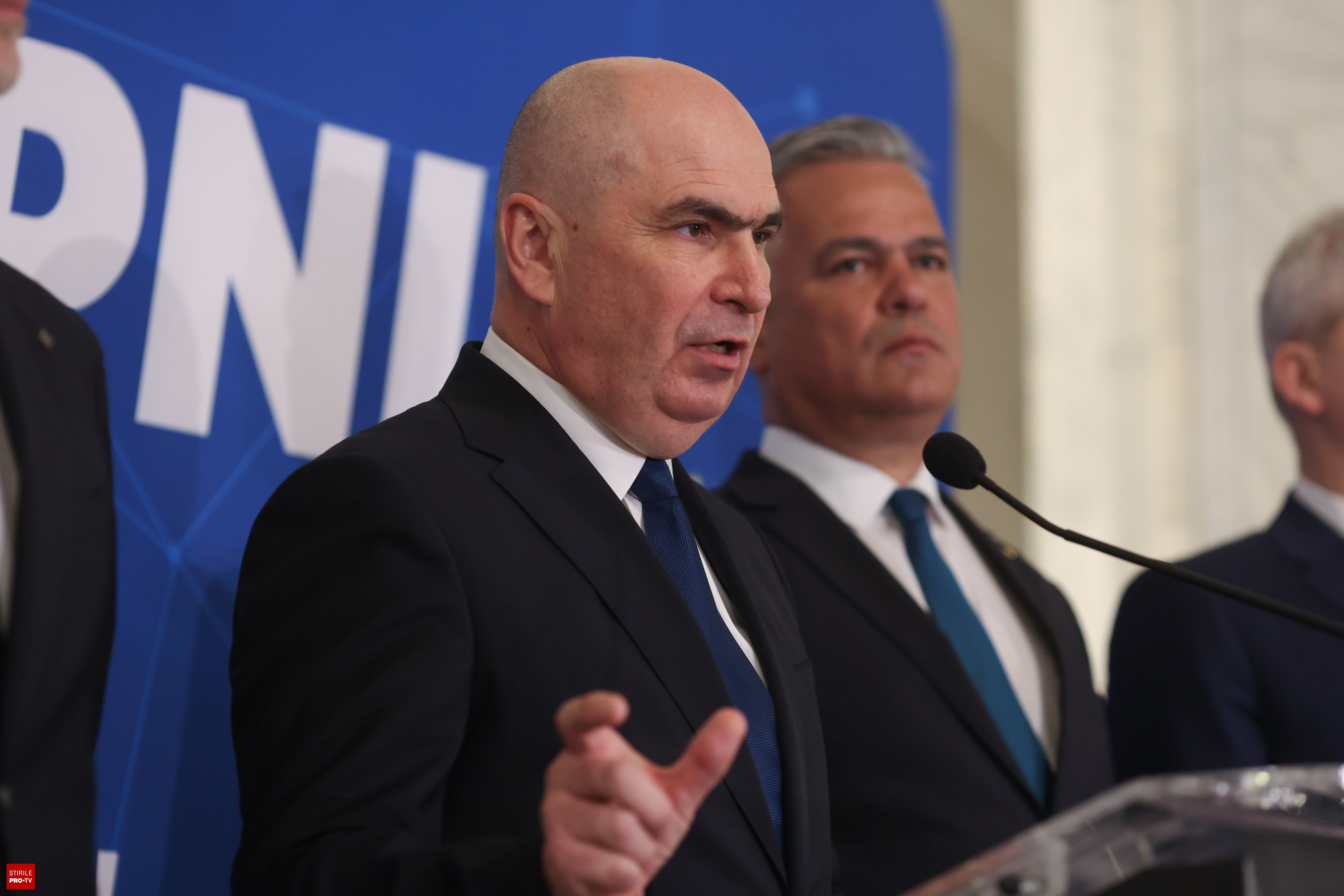 Ilie Bolojan, președintele PNL, susține o declarație de presă după ședința Biroului Politic Național