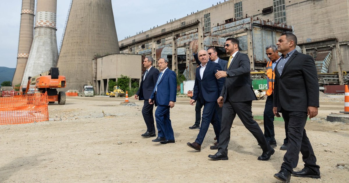 Ilie Bolojan, vizită la centrala pe gaz de 1.700 MW de la Mintia, aproape finalizată