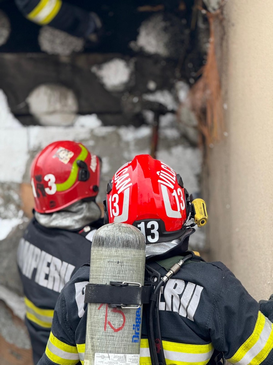 Incendiu la Spitalul de Psihiatrie din Tulgheș, Harghita. 20 de pacienți evacuați. Cauză: scurtcircuit