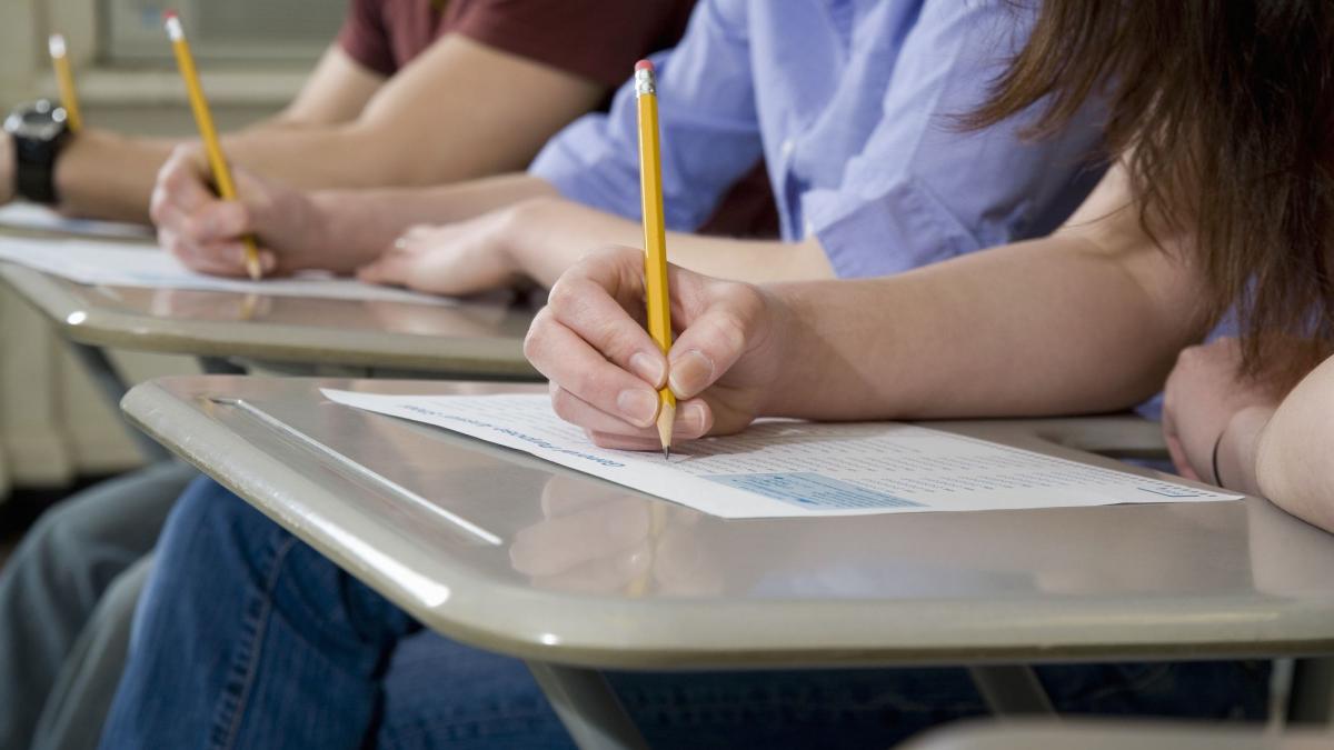 Înscrierea la Evaluarea Națională 2026 începe pe 8 iunie. Documente și termen limită