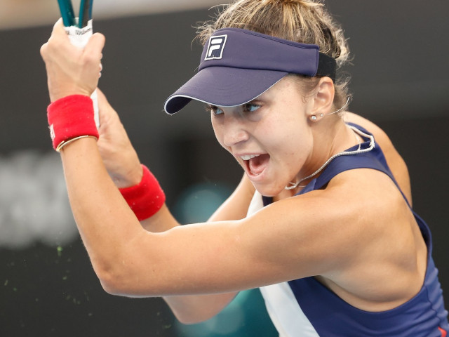 Jaqueline Cristian în timpul unui meci de tenis