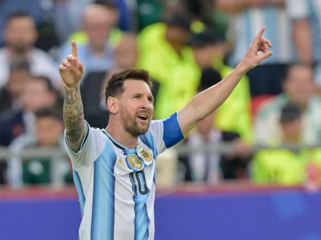 Leo Messi depășește recordul lui Cristiano Ronaldo după hat-trick cu Algeria la Cupa Mondială