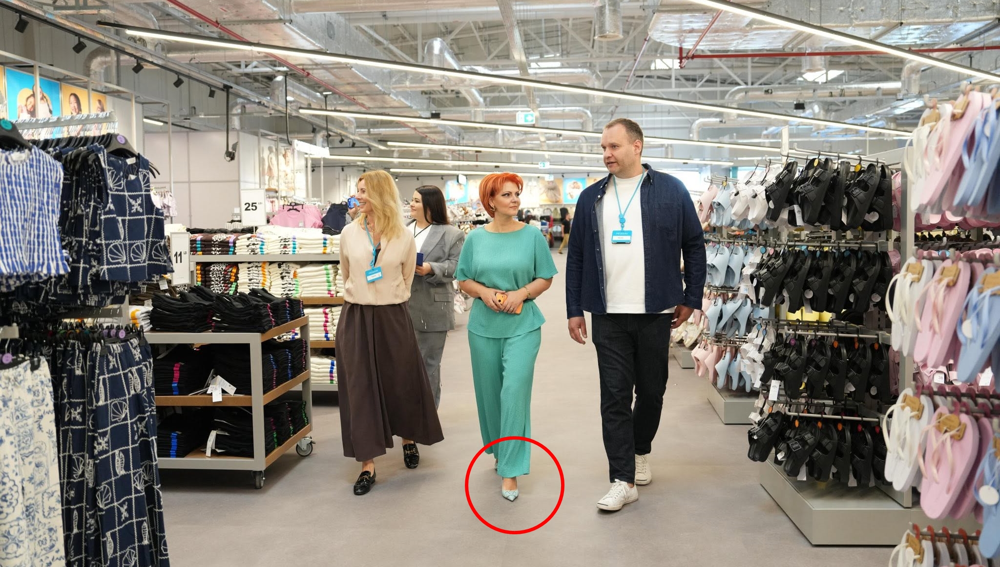 Lia Olguța Vasilescu la inaugurarea Primark
