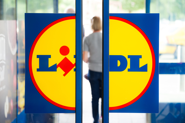 Lidl: Aproape jumătate din sortimentul permanent, la prețuri sub 10 lei. Afaceri de peste 27,3 miliarde lei în 2025