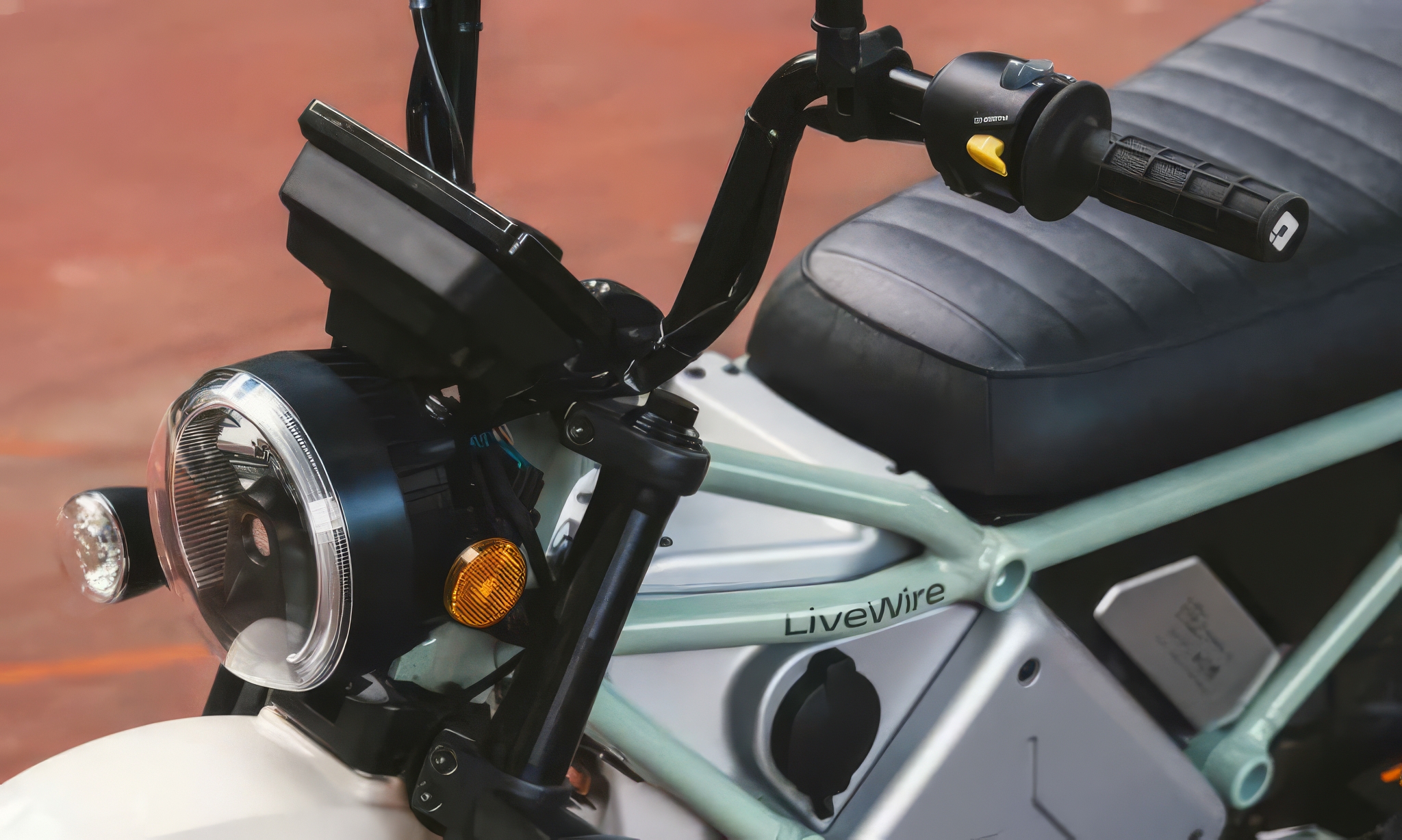 LiveWire S4 Honcho: motocicletă electrică accesibilă de la 4.600 euro, lansată de Harley-Davidson
