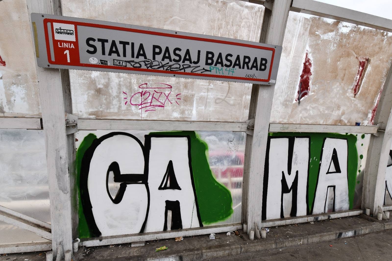 Lucrări la Pasajul Basarab