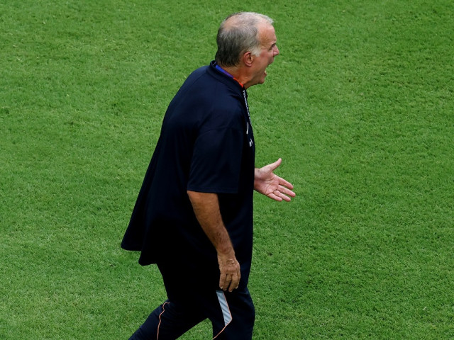 Marcelo Bielsa la conferința de presă după meciul Uruguay - Capul Verde