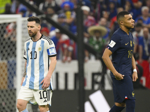 Kylian Mbappe sărbătorind un gol pentru Franța la Cupa Mondială