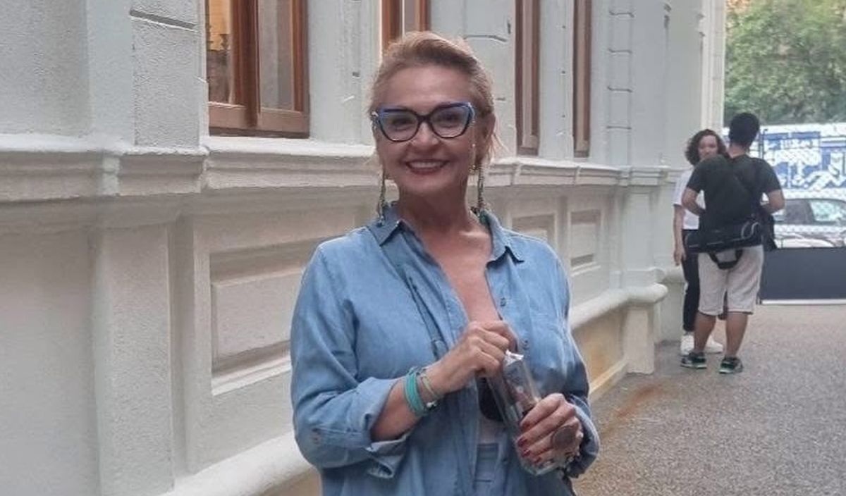 Mihaela Tatu: La 19 ani, muncitoare necalificată la uzină, mama nu m-a lăsat la Teatru