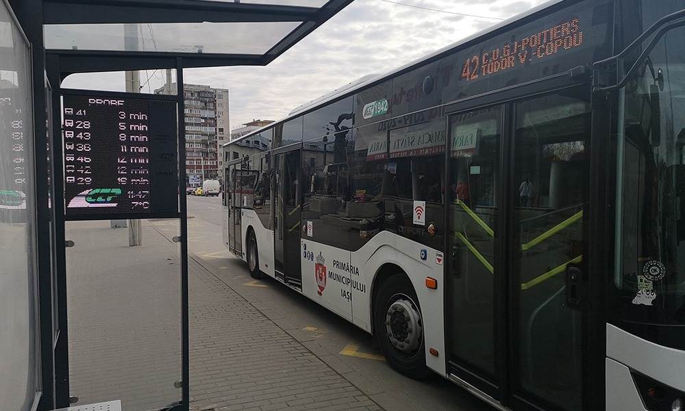 Autobuz al Companiei de Transport Public Iași