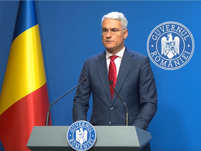 Dragoș Pîslaru, ministrul interimar al Muncii, la o conferință de presă