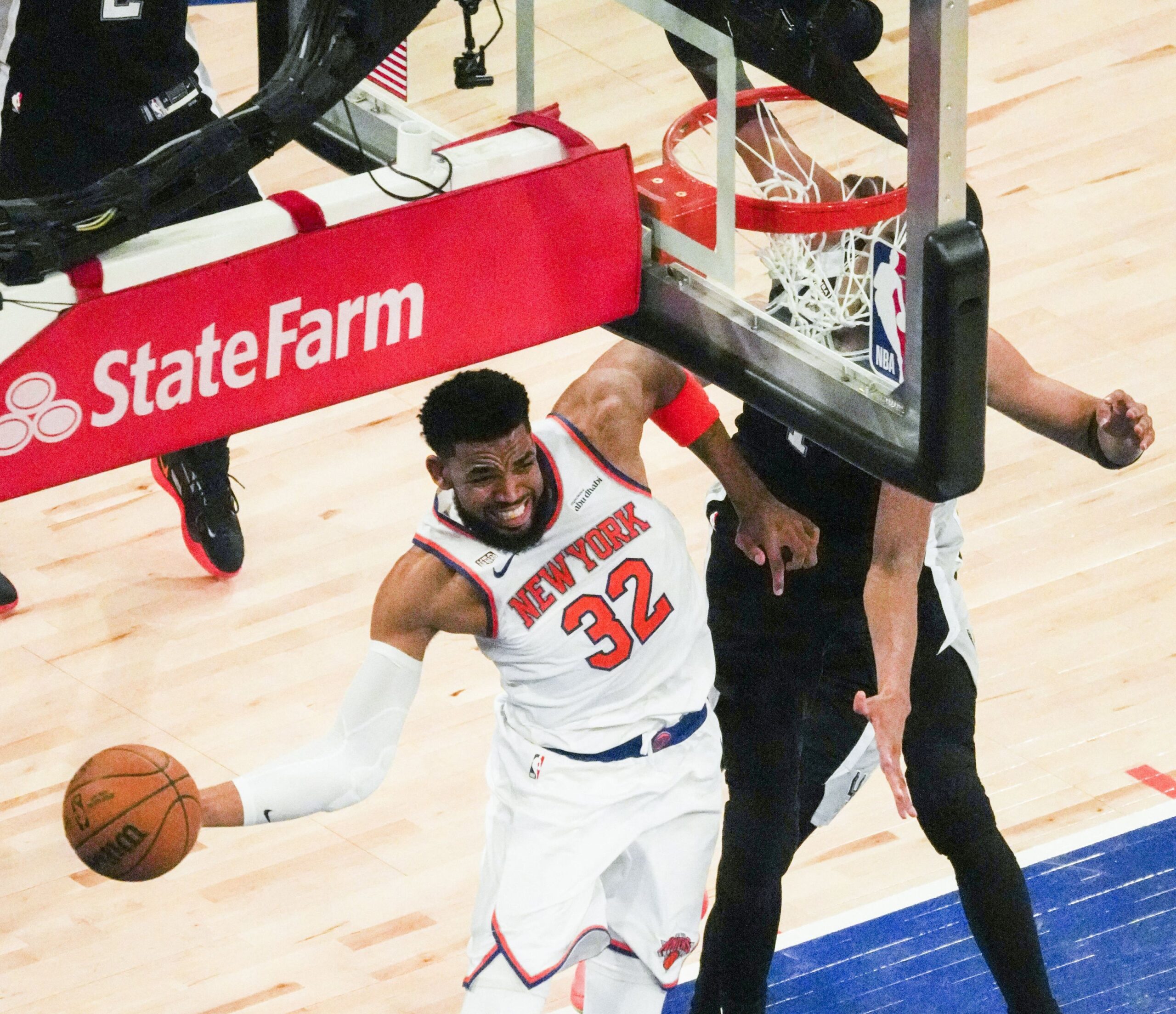 Jucătorii New York Knicks sărbătoresc titlul NBA